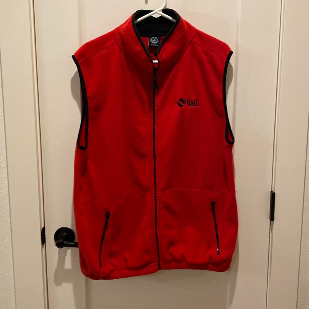 BAC Men’s Full Zip Vest.‎  Vail Embroidered on Front.  Red w/Black Trim.
